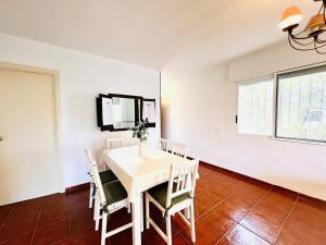 Esmeralda, apartamento con jardín privado.
