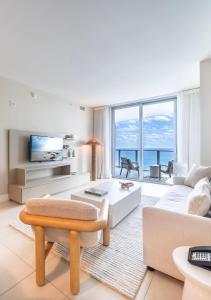 Luxury 1BR Ocean View by The Beach on Lyfe - Hyde