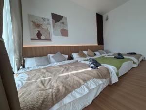 Malacca ayer keroh villa 2storey ,16pax ktv pool & pool table melaka