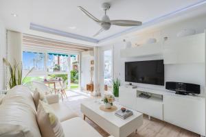 Luxury White Summer Benalmadena