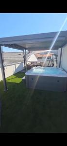 Royal Rest Apartments Karlovac-Luxury, Central Location & Free Parking