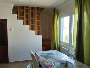 Casa 3 camere