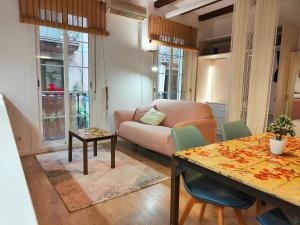 Best location in El Born modern super comfy
