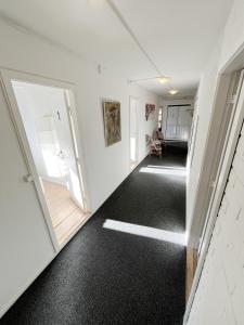 Central Large Double Room with free parking