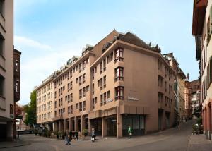 Limehome Basel Town Hall