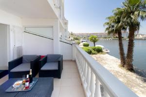 WELCS APARTAMENTO 380 EMP con terraza y parking