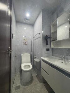 Sy Bay Suites near DFA MOA T3 Okada NAIA Airport