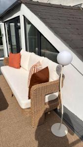 Spacious Designer Family Gem with Roof Terrace and Views