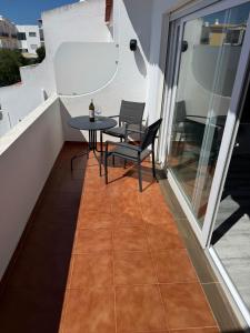 Oura Beach Retreat