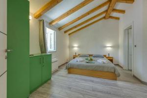 Stone Villa Galant with Pool - Happy Rentals