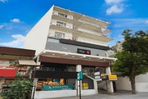 Hotel O Noida Sky Suites Sector 44 Near botanical metro