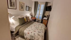 1mins Gare Montparnasse,,center, st Germain ,5minute Eiffel tour and Louvre meusm aesome place ,
