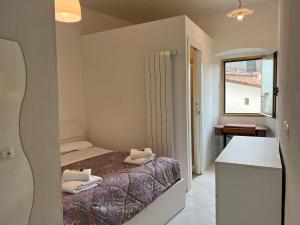 Da Silvia & Silvio, cozy appartment in the heart of medieval town near Firenze