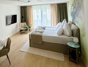 Boutique Apartment mit Balkon, Küche, Zentral, HDZ, BALI THERME, GOP