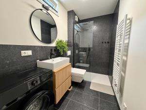 Boutique Apartment mit Balkon, Küche, Zentral, HDZ, BALI THERME, GOP