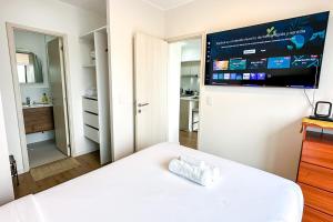 Elegant 2BR near to Real Plaza Salaverry - 1103