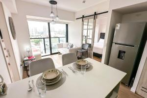 Elegant 2BR near to Real Plaza Salaverry - 1103