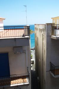 Naxos Suites