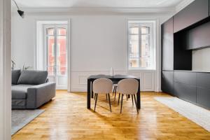 Central and Modern 2BR Apartment - Garibaldi Isola