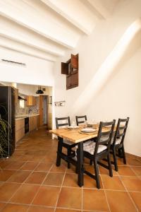 Pin i Pon - Charming Townhouse in the Heart of Jávea