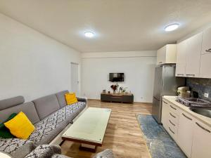 Sara Apartments