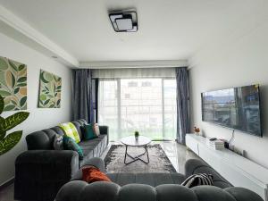 Homey Hideout Polaris Residency