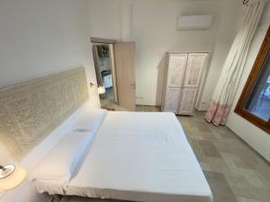 Peaceful Residence Abbaechelu B4 1 bedroom apartment sleeps 4 persons