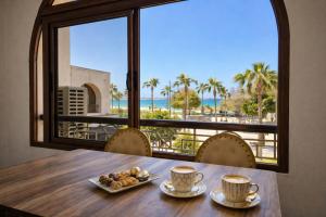 Costa Azul Tanger - View & Side Beach Family Appartement - Cornich Malabata - 3Min TGV - Piscine & Fast Wifi & Parking