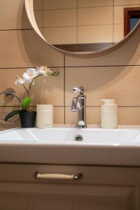 Paradise Garden Apartment
