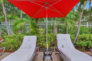 Charming 1BDR Condo Beach Service Pool Gym 505