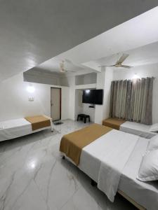 Hotel Prime Lodging