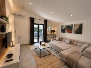 Molla Hotel Restorant