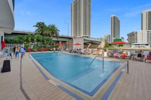 Modern 2-Bedroom Apartment Exclusive Resort 2609