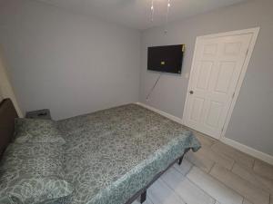 Flawless one bedroom apartment!
