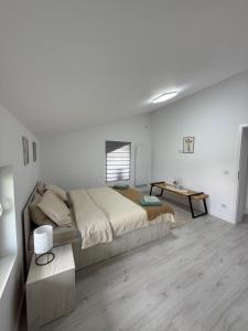 White Haven Apartments