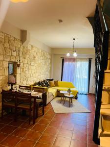 Afytos house