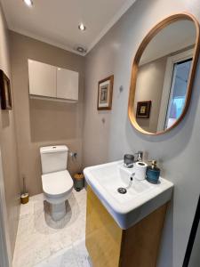 Charming Studio 5min walk from Palaio Faliro beach