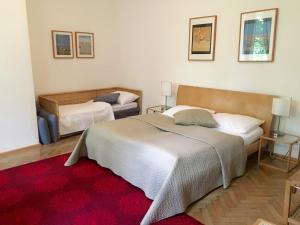 Family Room (2 Adults + 1 Child) room in Hotel Wiener Kindl