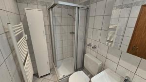5 beds Apartment close to DUS Airport