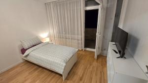 5 beds Apartment close to DUS Airport