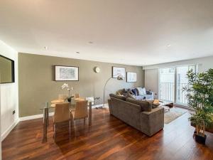 Stylish 3BR Ensuite Flat in Central Manchester