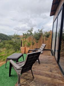 Tacuara House