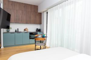 Esplanaadi 10 Studio with Terrace, Close to Beach