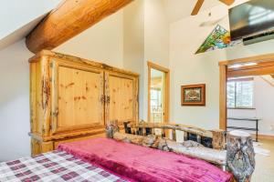 Blue Lake Springs Log Cabin dog friendly