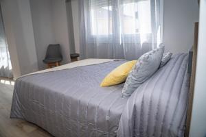 Beautiful loft in Apartamentos Parrillada, Ourense