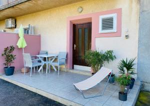 Apartments Vala