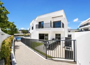 Villa Lilas 8 Bed Central Albufeira Pool Villa