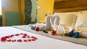 Lakefront, Wi-Fi & Private Parking - La Grotta sul Lago