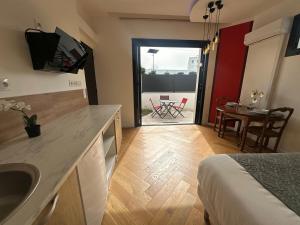 Grande maison avec jacuzzi - 25 personnes - WIFI