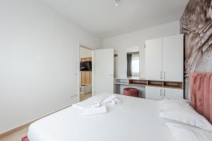 Velora Beach Apartment
